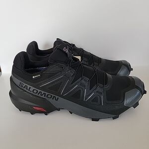 Size 9.5 Salomon Speedcross GORE-TEX Mens Shoes L4756900031